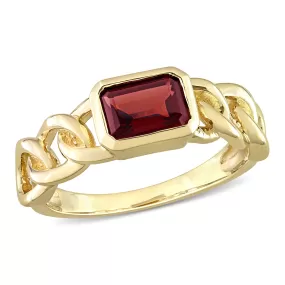 1 1/4 CT TGW Octagon Garnet Link Ring in 10k Yellow Gold