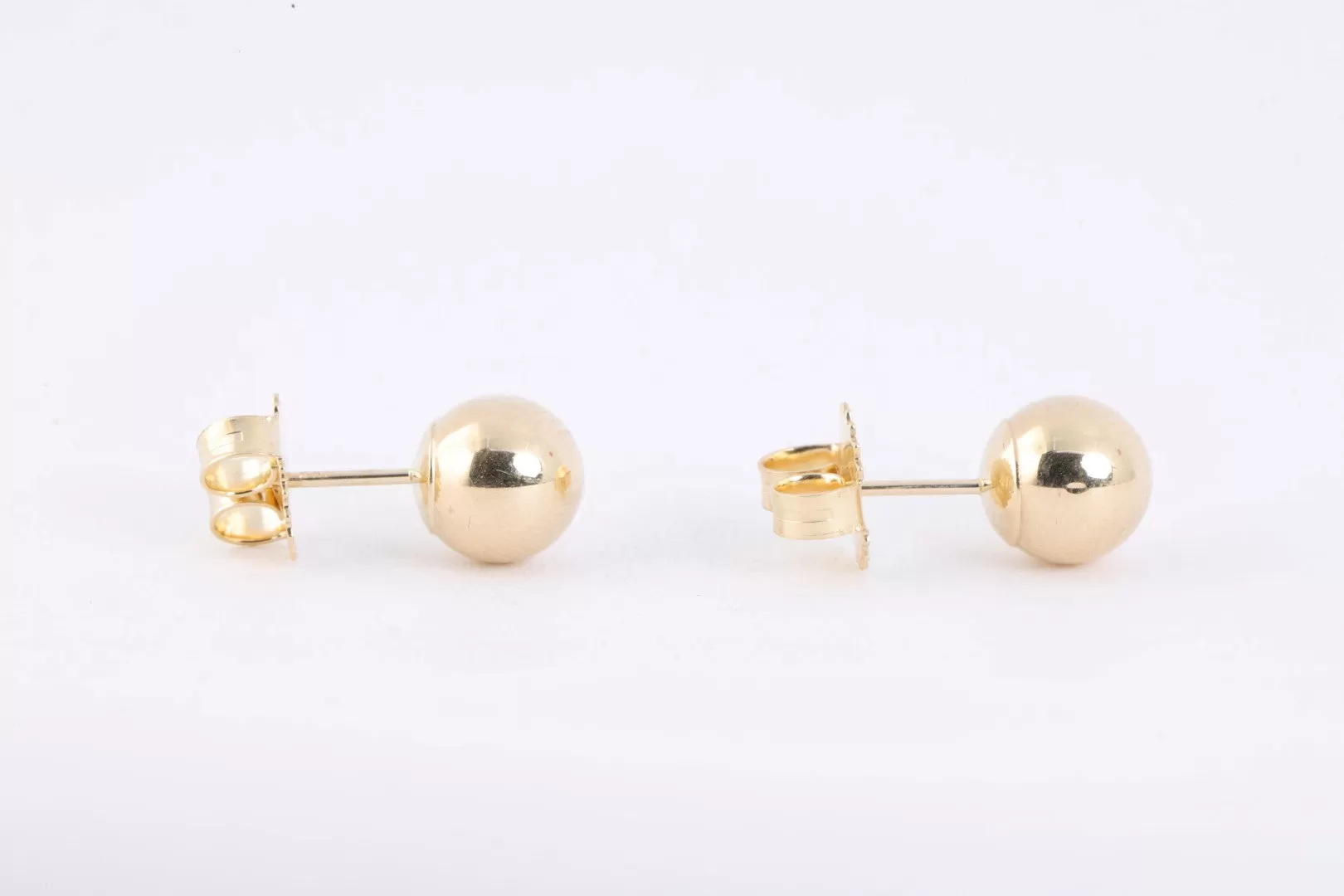 14k Yellow Gold Ball Stud Earrings (0.64g.)