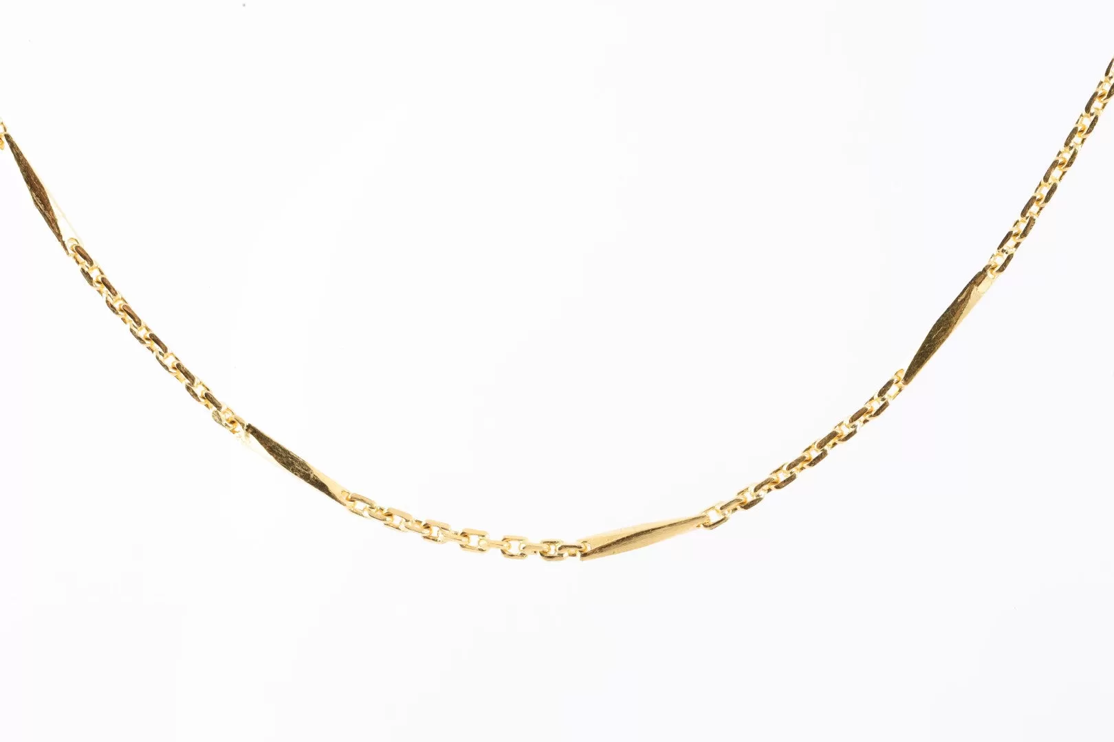 18" 24k Yellow Gold Station Chain Necklace (15.30g.)