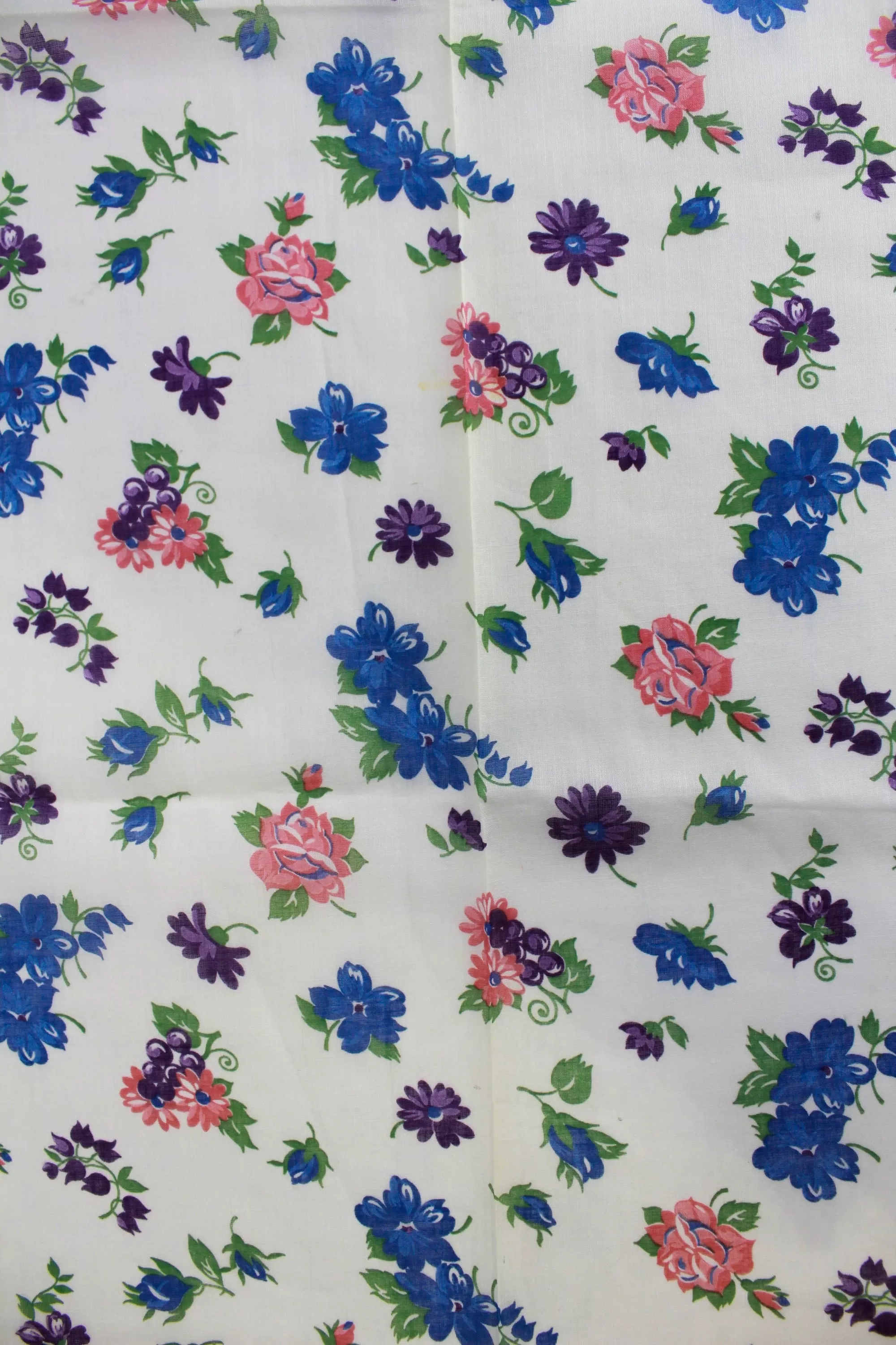 1940s Sheer Floral Print Cotton Fabric, 10 Yards