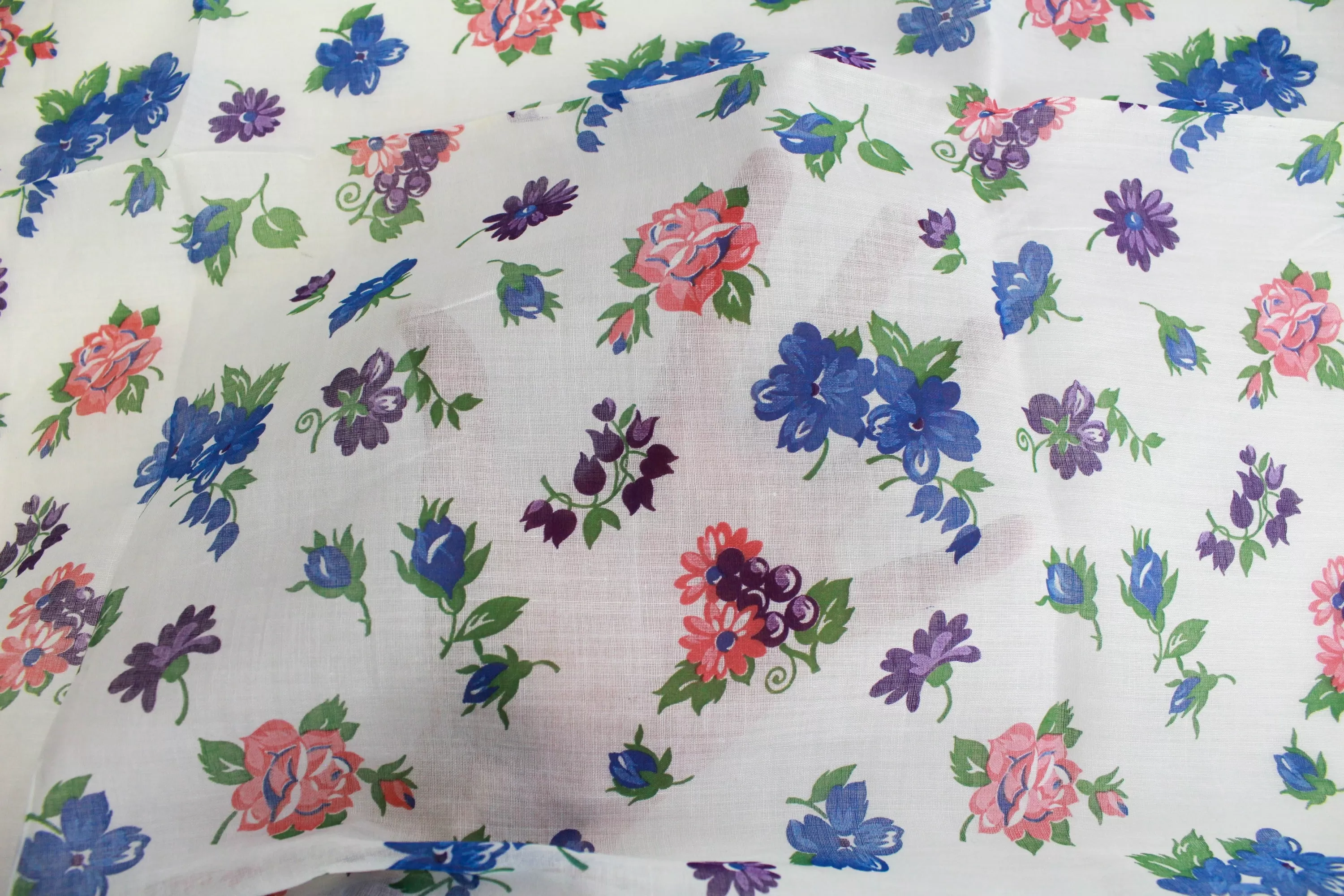 1940s Sheer Floral Print Cotton Fabric, 10 Yards