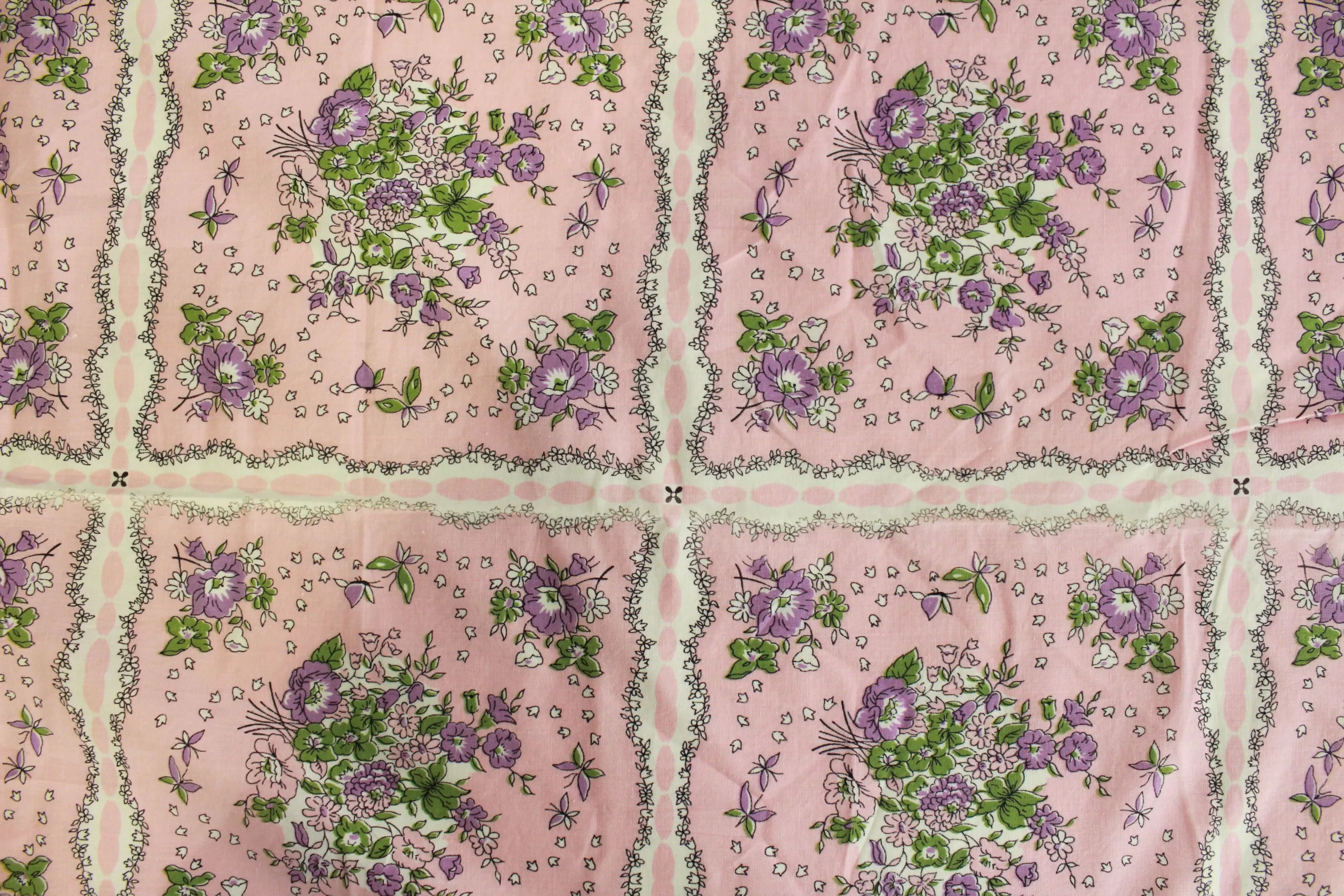 1950s Pink Floral Print Cotton Fabric, 4.9 Yards