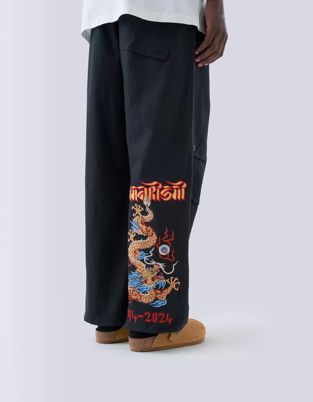 5021 Descending Dragon Loose Snopants® Black