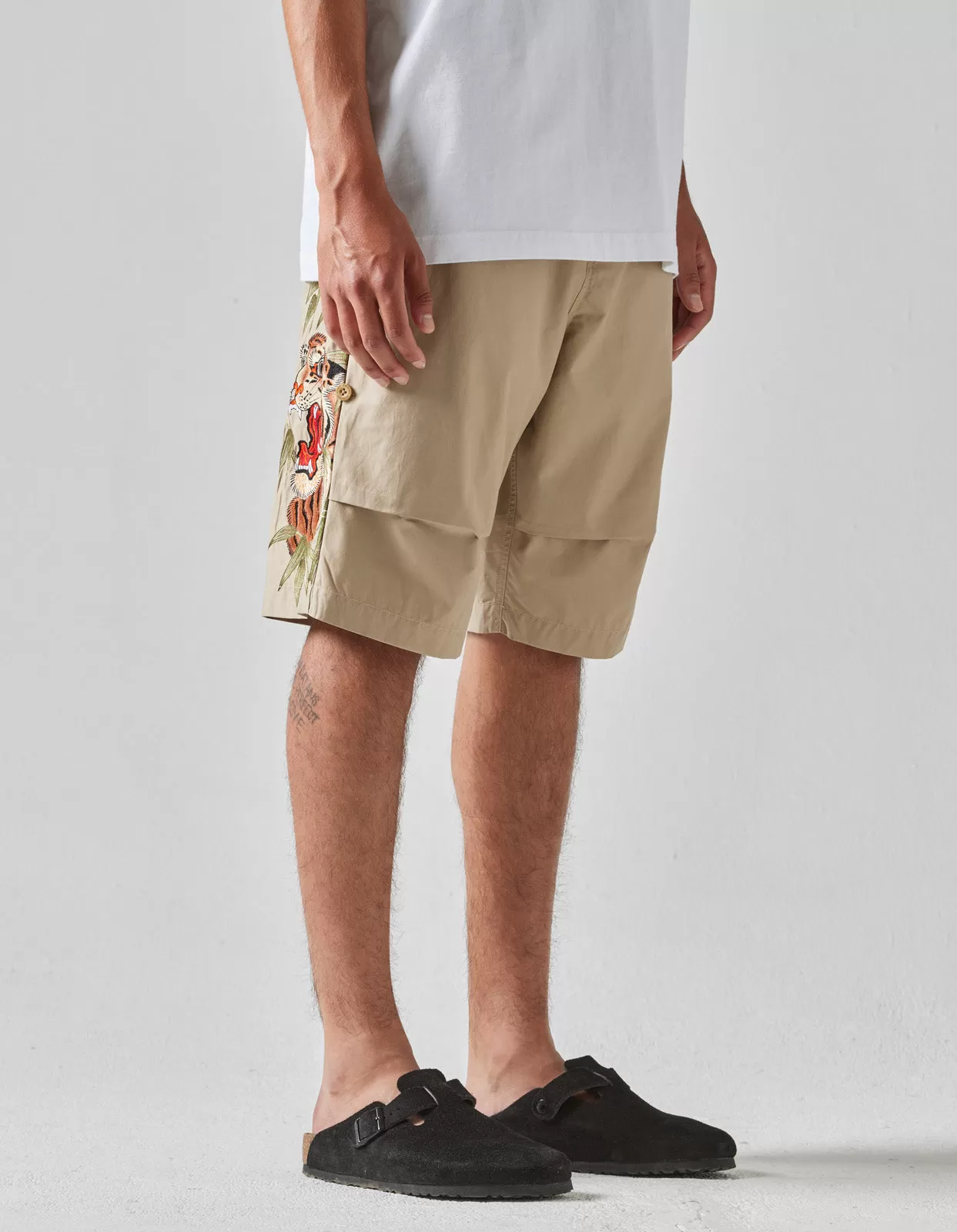 5099 Maha Tiger Loose Snoshorts Sand