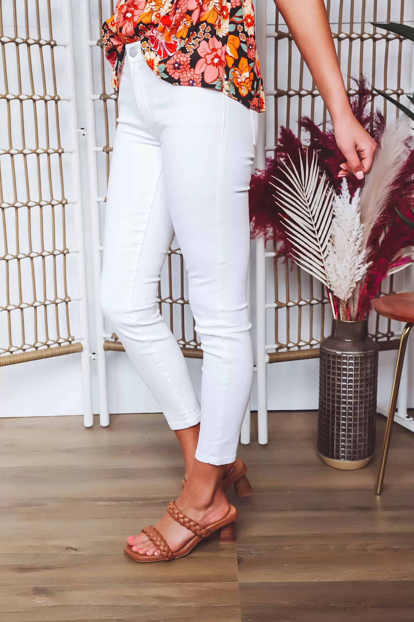 Abby Ankle Skinny Stretch-Bright White by Liverpool