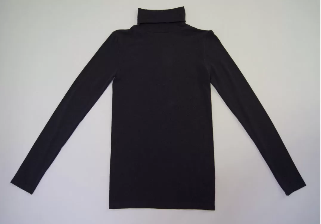 Bamboo basic one size turtle neck- various colours