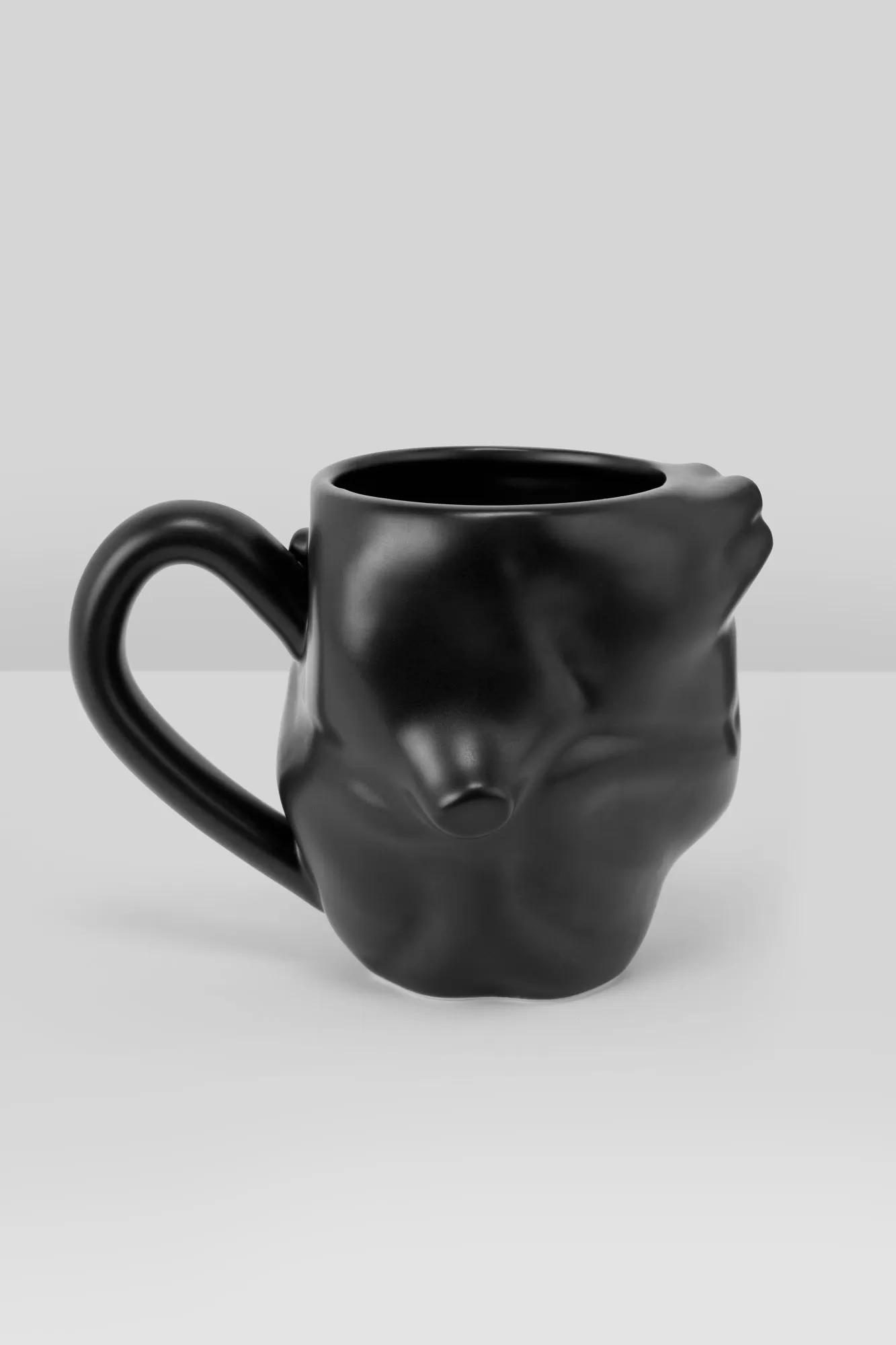 Black Heart Mug [B]