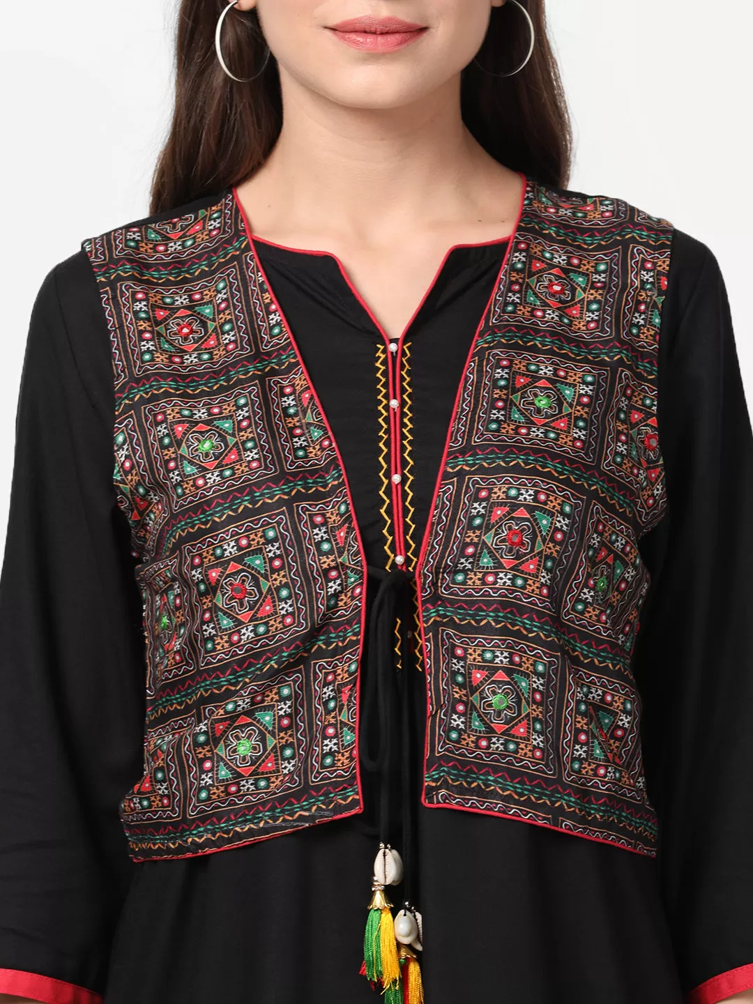 Black Solid Kurta Jacket With Cowl Pant