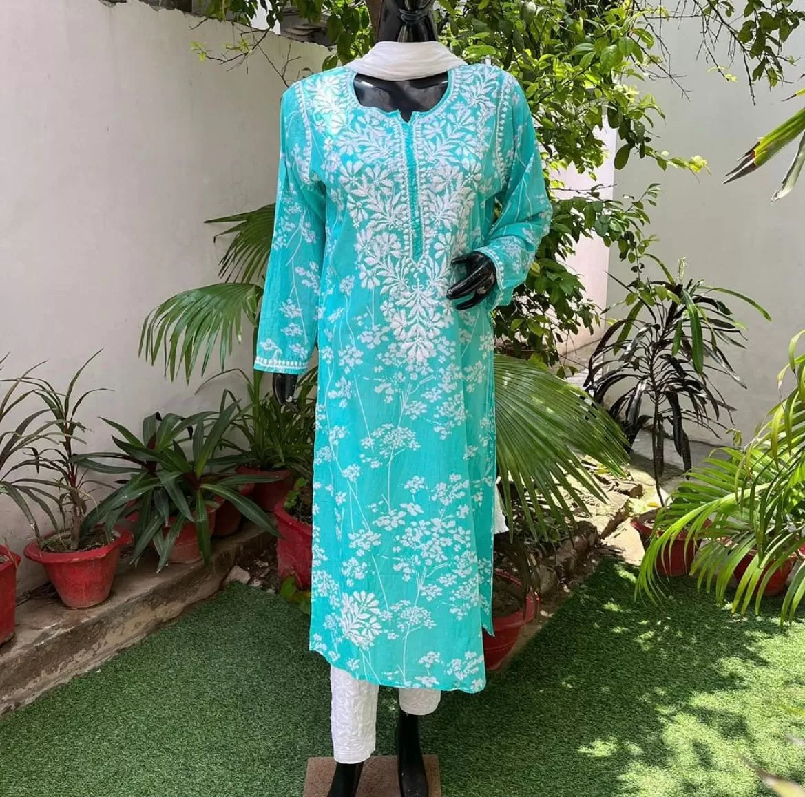 Blue floral mul cotton chikankari kurti (only kurti)