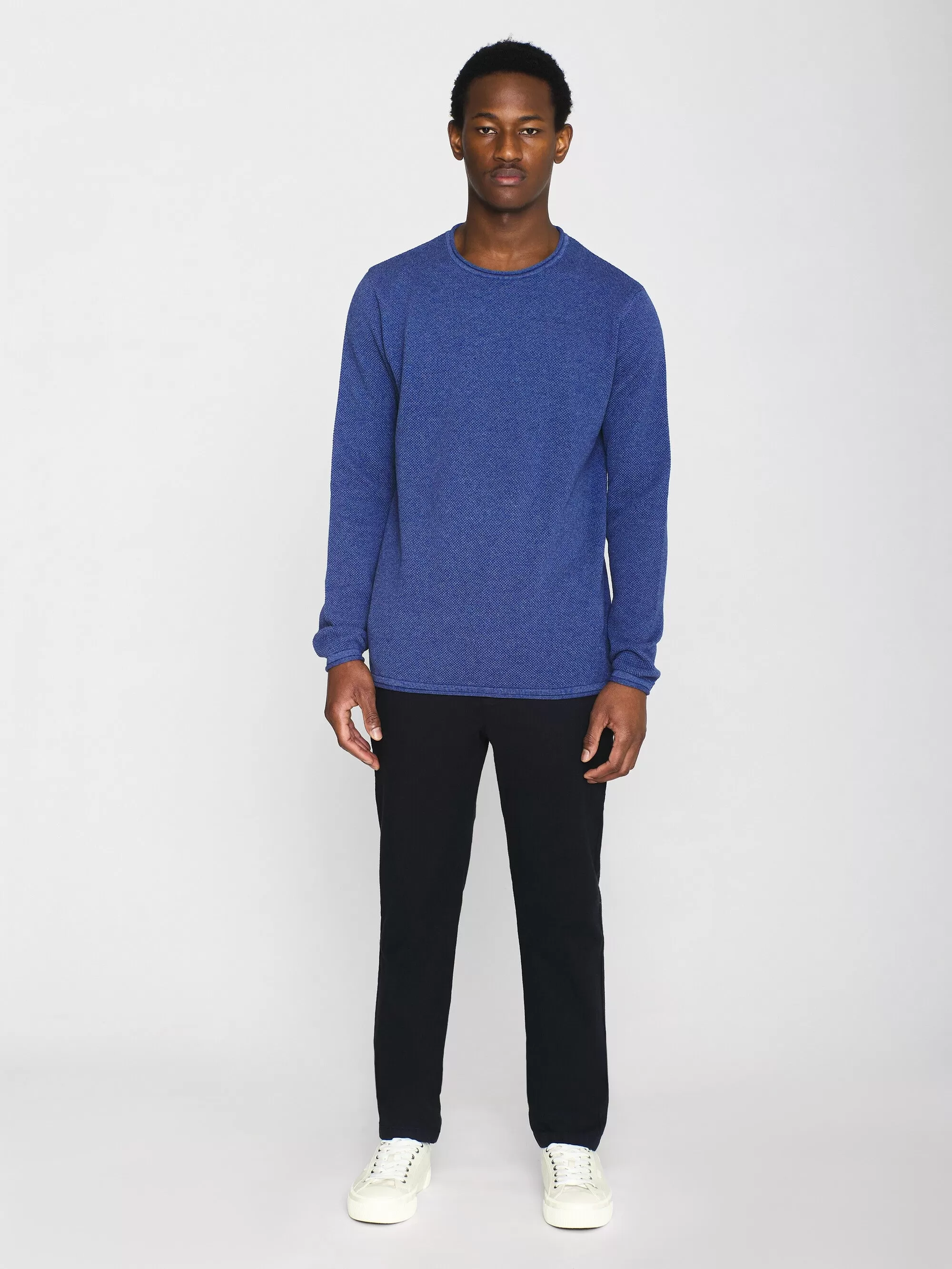 Cotton crew neck knit with roll edge - Coronet Blue