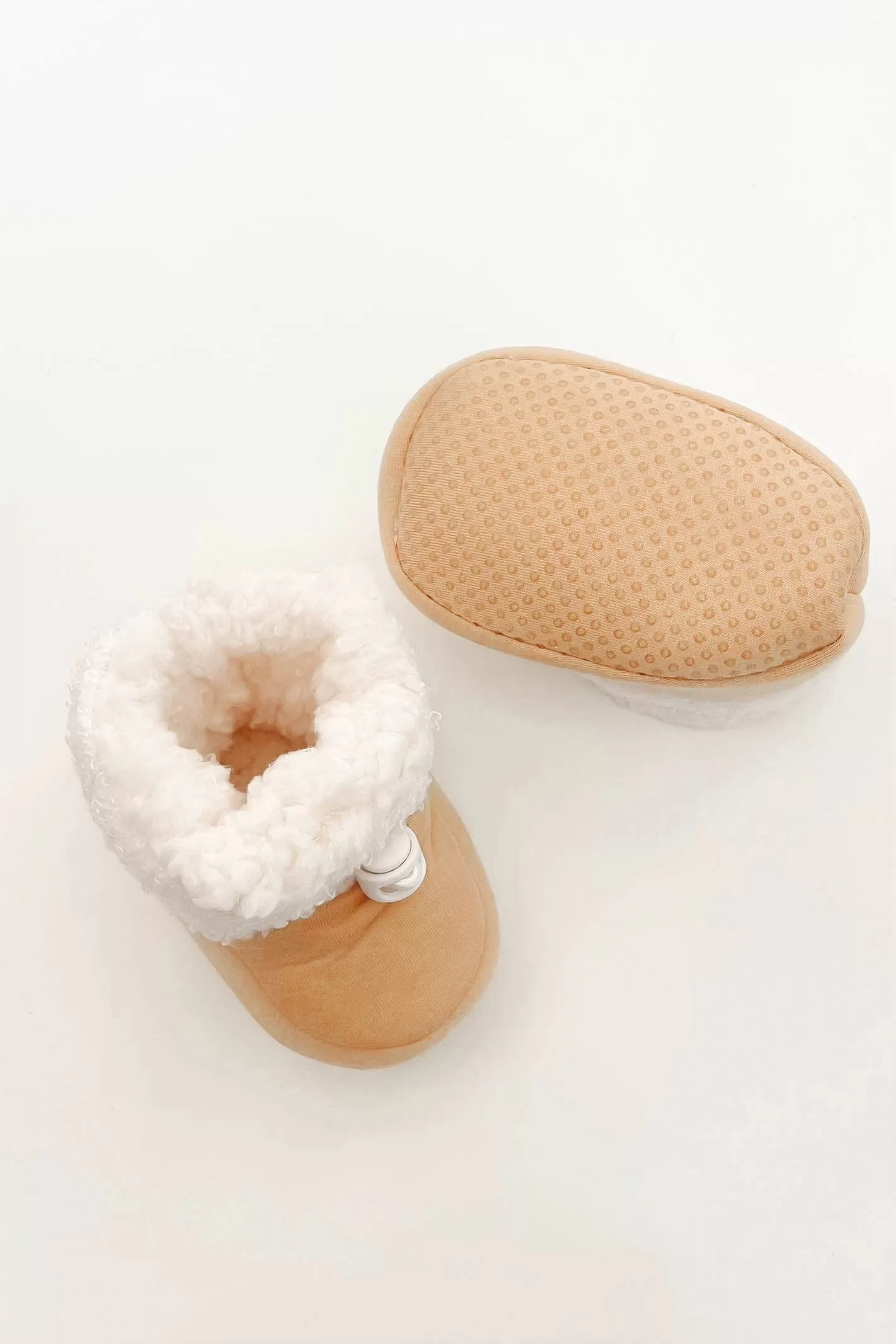 COZY CUTIE SLIPPERS / BEIGE