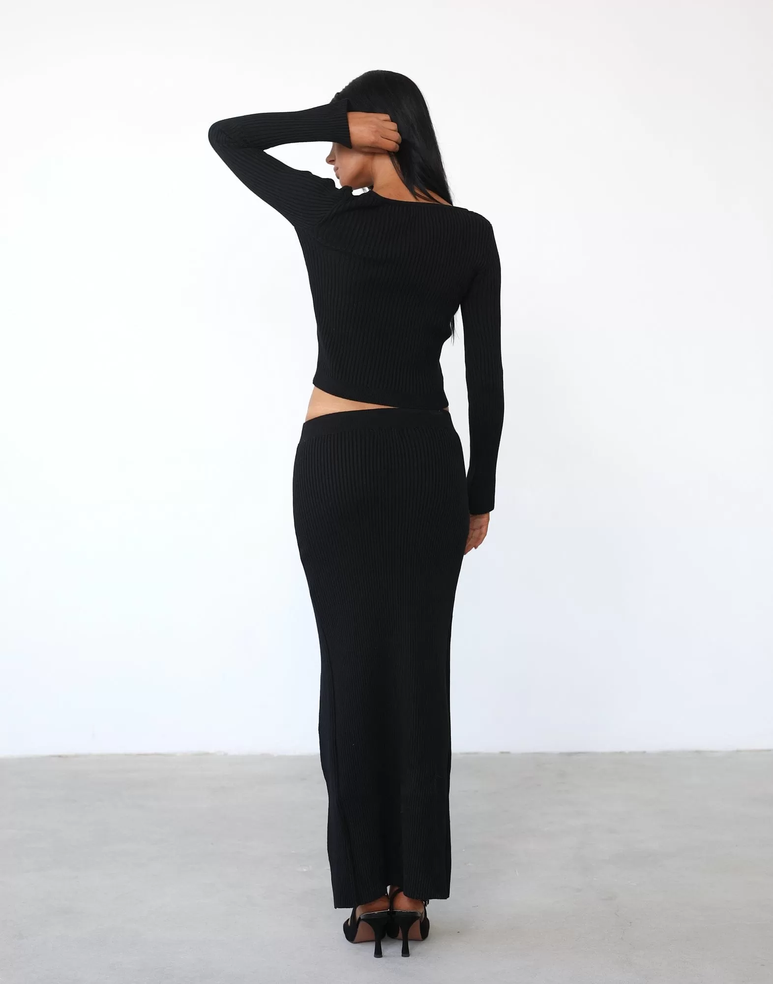 Esmie Long Sleeve Top (Black)