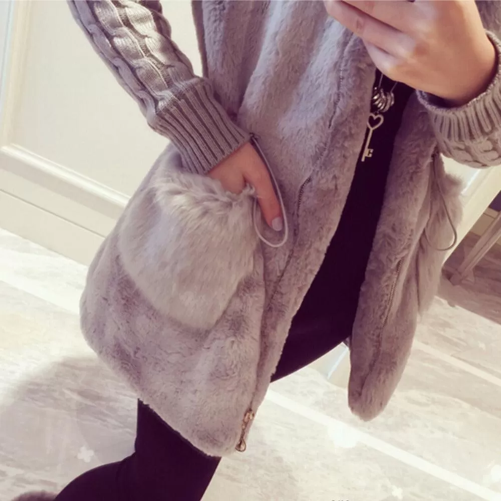 FAUX FUR JACKET WITH KNITTED SLEEVES