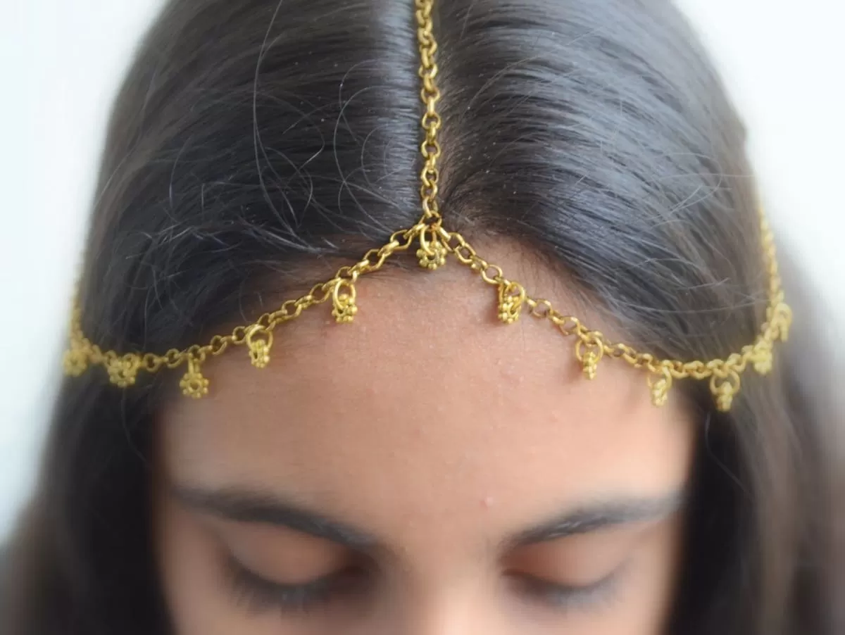 Gold Headchain, Matha Patti Indian wedding accessory, small Maang tikka headpiece set