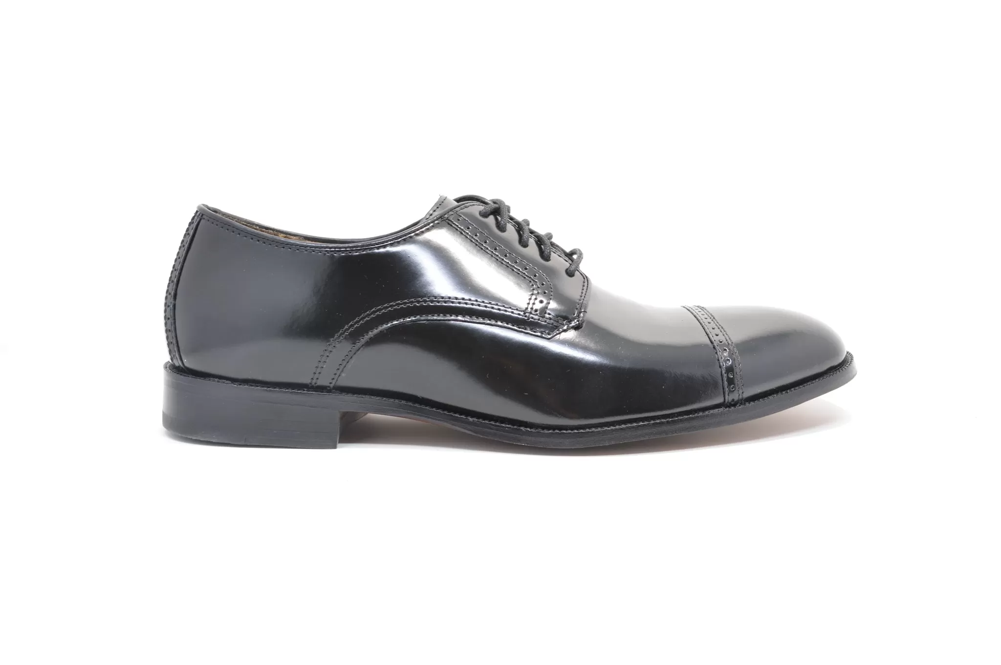 JOHNSTON & MURPHY Bradford Perf Cap Toe