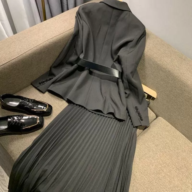 Pleated Skirt Suit