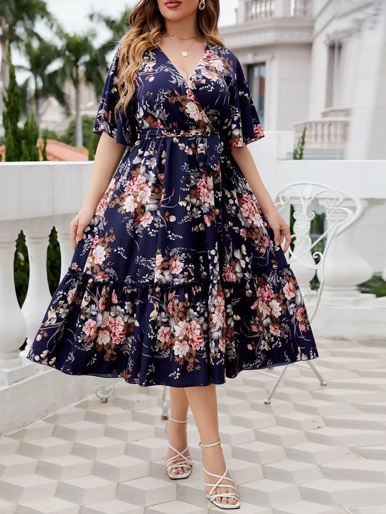 Plus Size Midi Dress Floral Short-sleeves