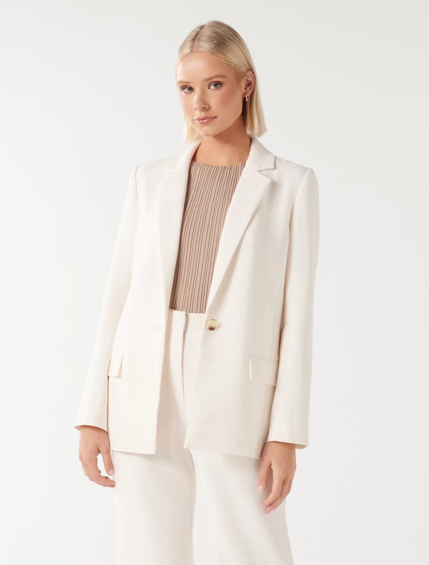 Remi Single Breasted Blazer