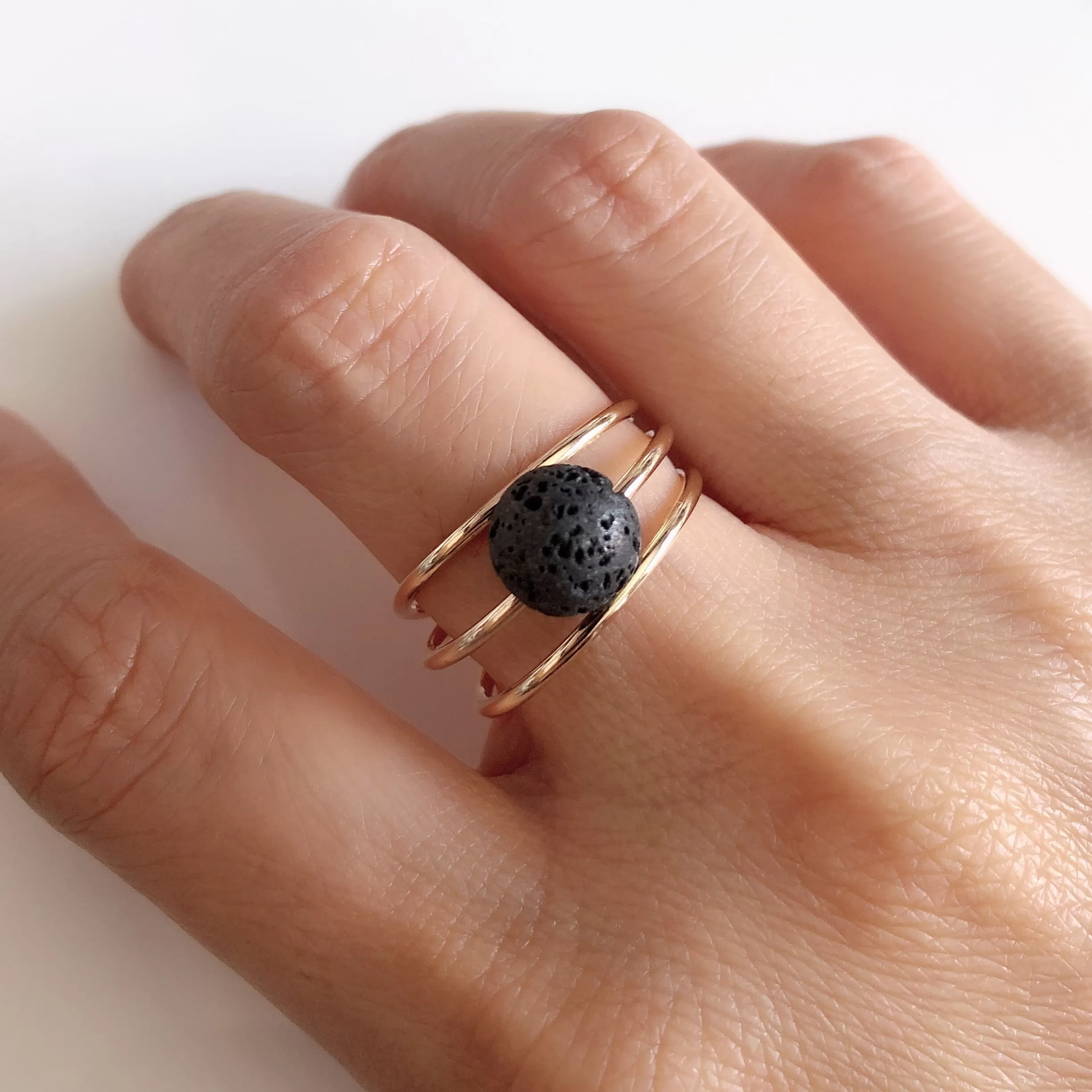 Ring LOELA - Black lava rock (R190)