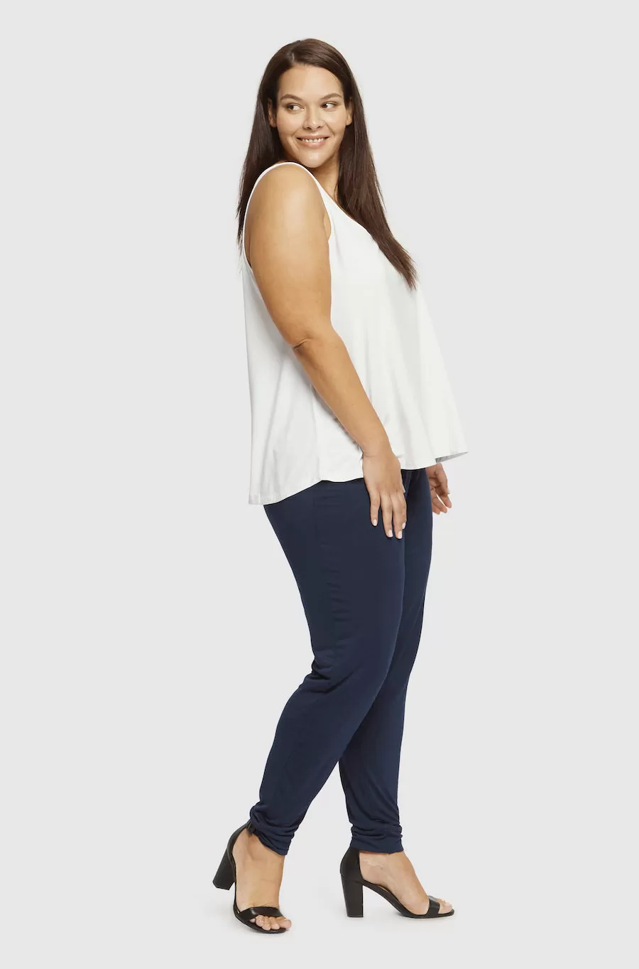 Softline Slouch Pants - Navy