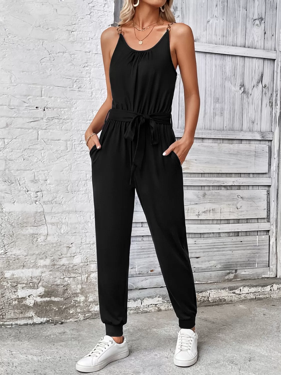 Sunset and Swim – Jumpsuit mit U-Ausschnitt und Taillenschnürung