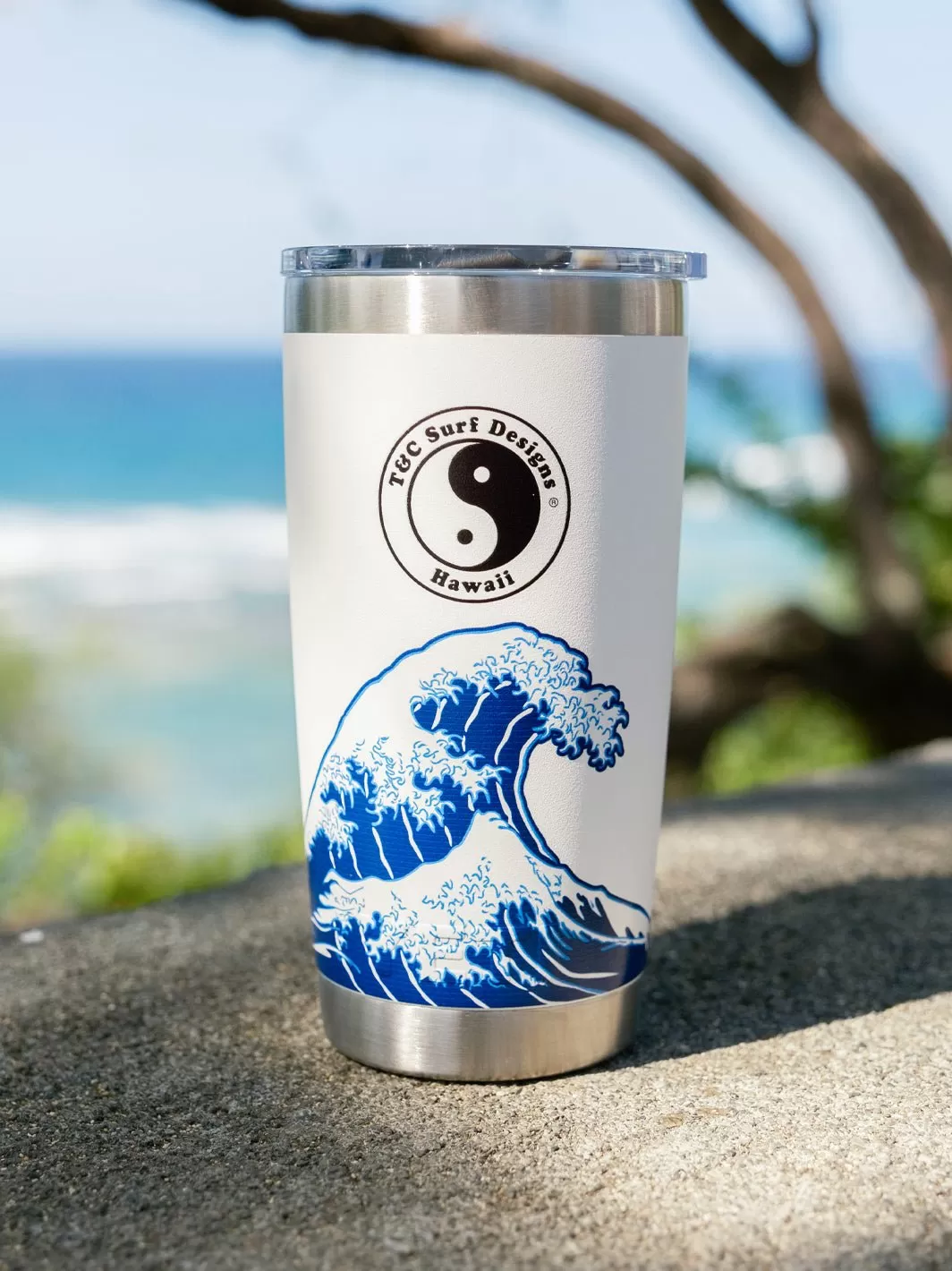 T&C Surf 20 oz Brush Hokusai Tumbler Yeti