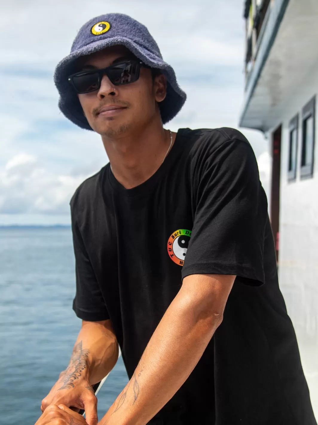 T&C Surf Australia OG Logo Tee Black Fade