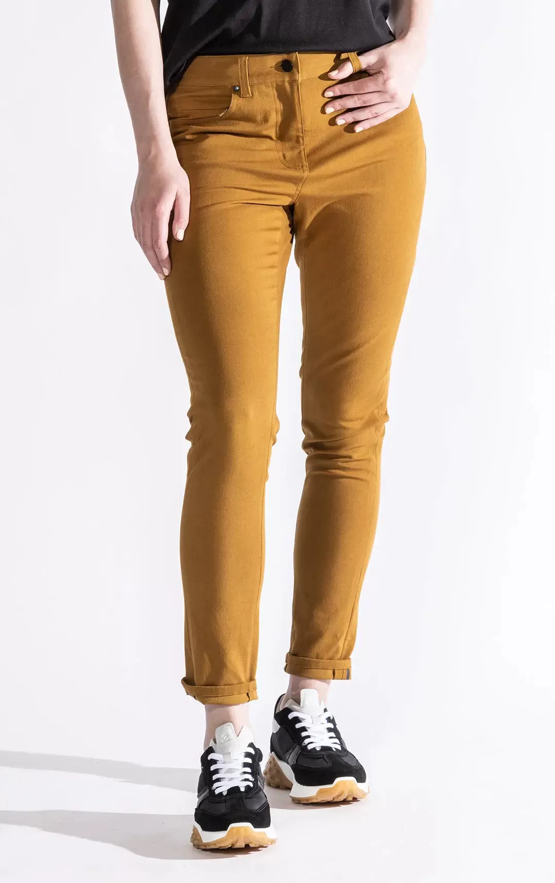 TECH STRETCH JEANS - CLEARANCE