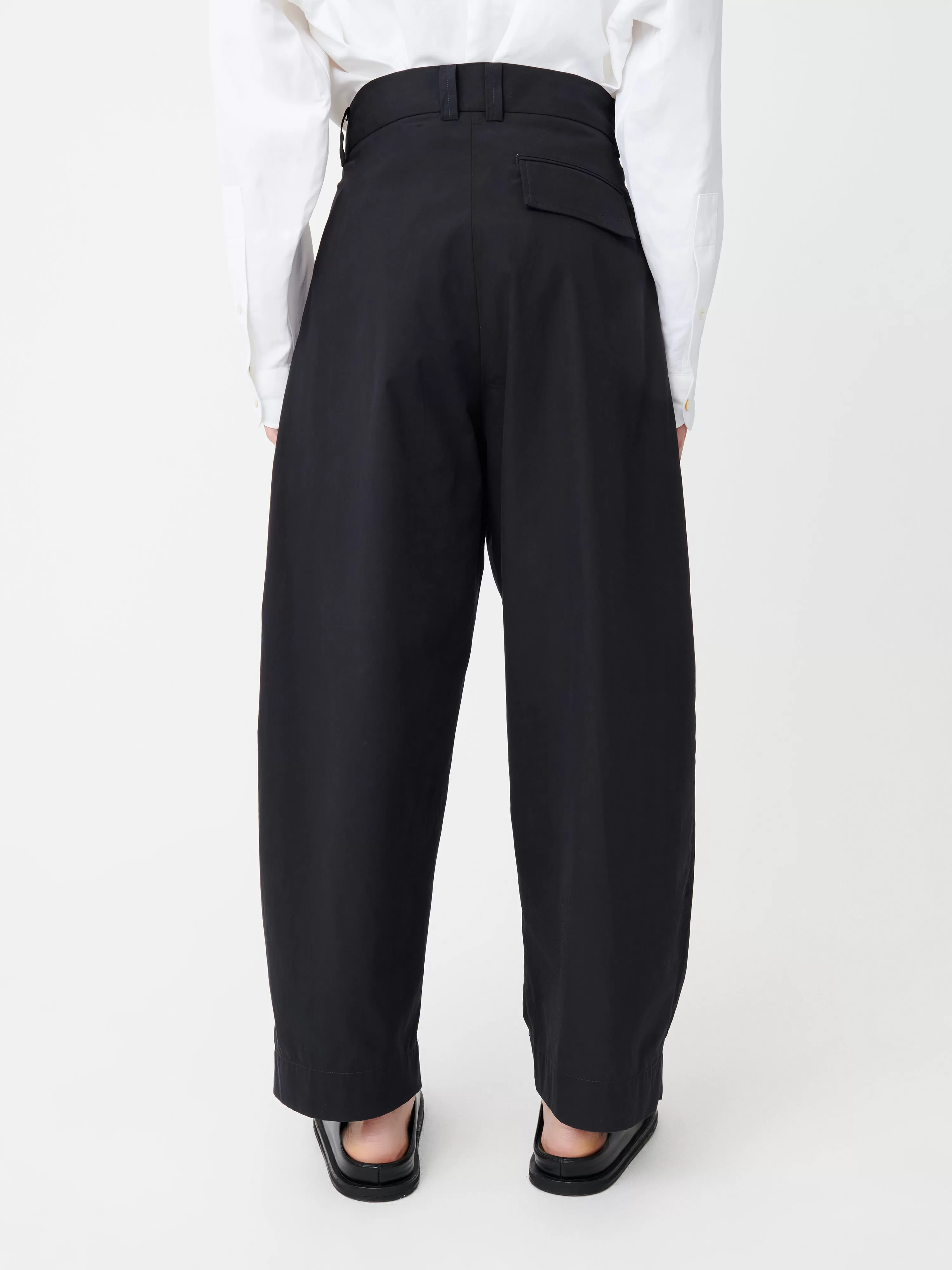 Yale Pant in Darkest Navy